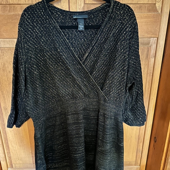 Lane Bryant 26/28 Black & Gold Metallic Knit Faux Wrap Surplice Sweater Dress - Picture 2 of 4